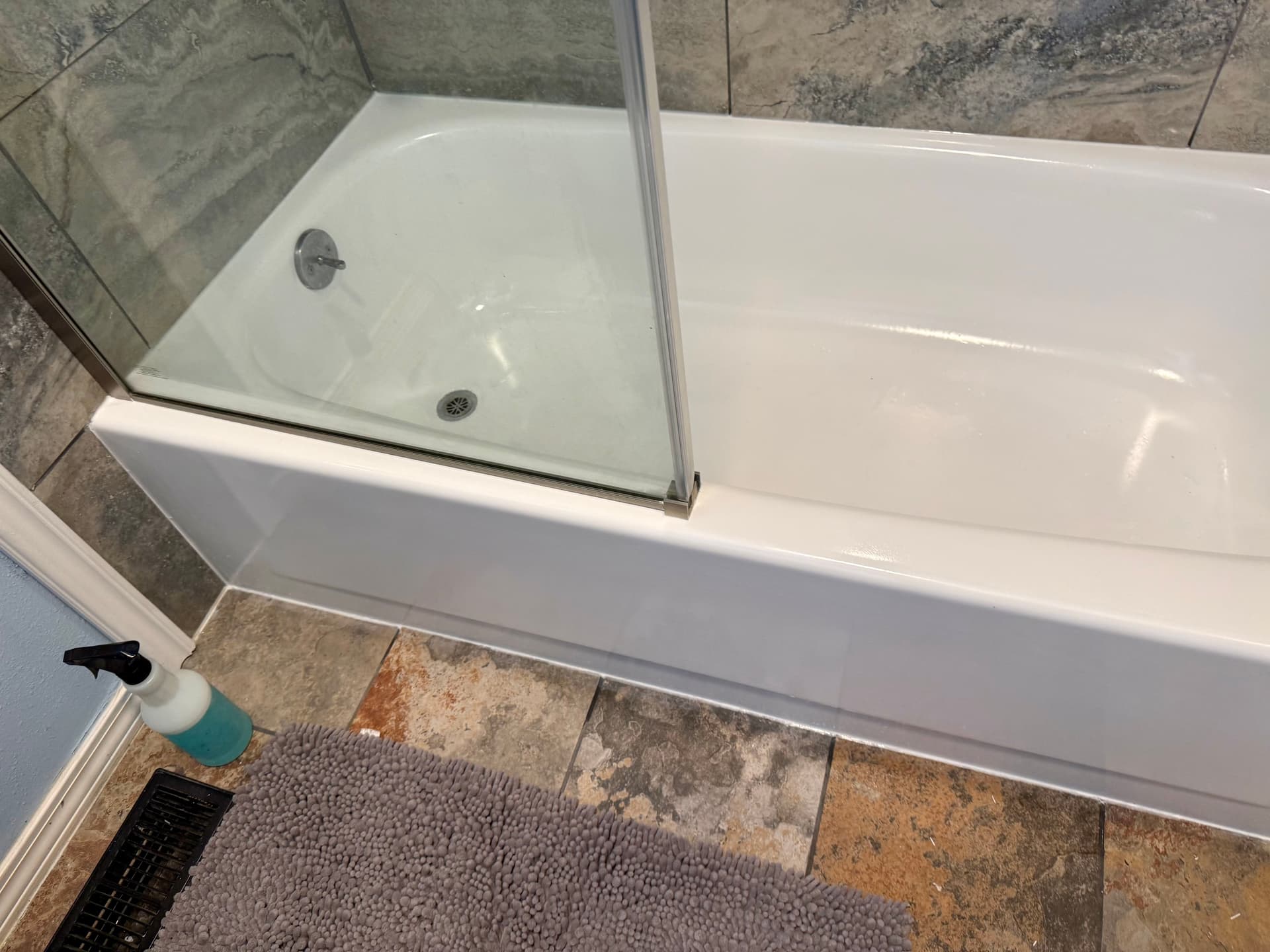 Tub Epoxy Coating and Finishing Work in Coeur d'Alene image